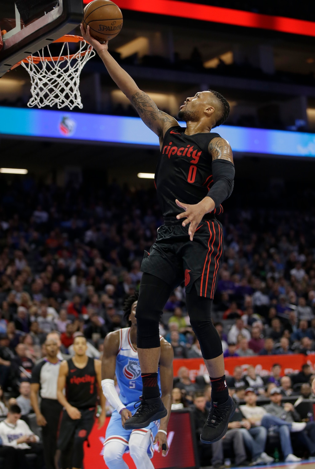 Damian lillard shops 2018