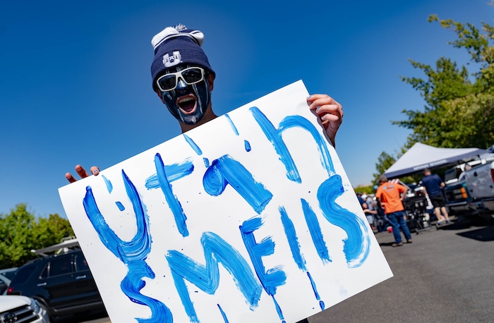 (Francisco Kjolseth  | The Salt Lake Tribune) Ryan Lefevre joins the tailgate parties as Utah State gets ready to hosts the University of Utah in NCAA college football Saturday, Sept. 14, 2024, in Logan, Utah.