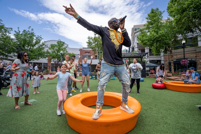 (Rick Egan | The Salt Lake Tribune)  Alex Boyé sings at The Gateway mall during a Juneteenth celebration on Monday, June 19, 2023.