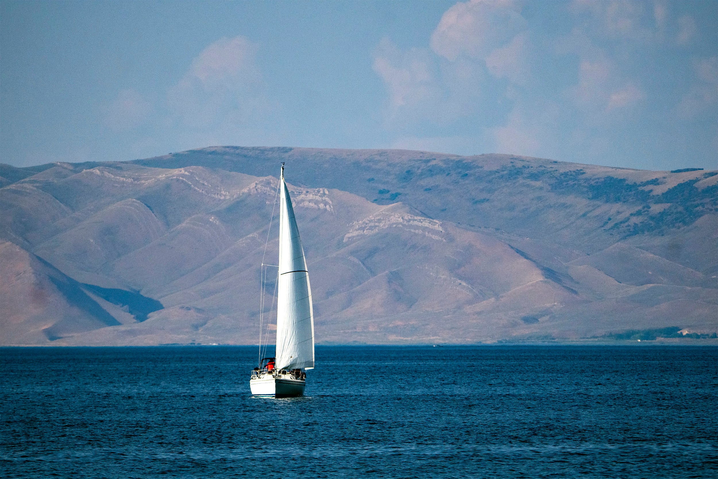 (Rick Egan | The Salt Lake Tribune) Boating activity on Bear Lake.