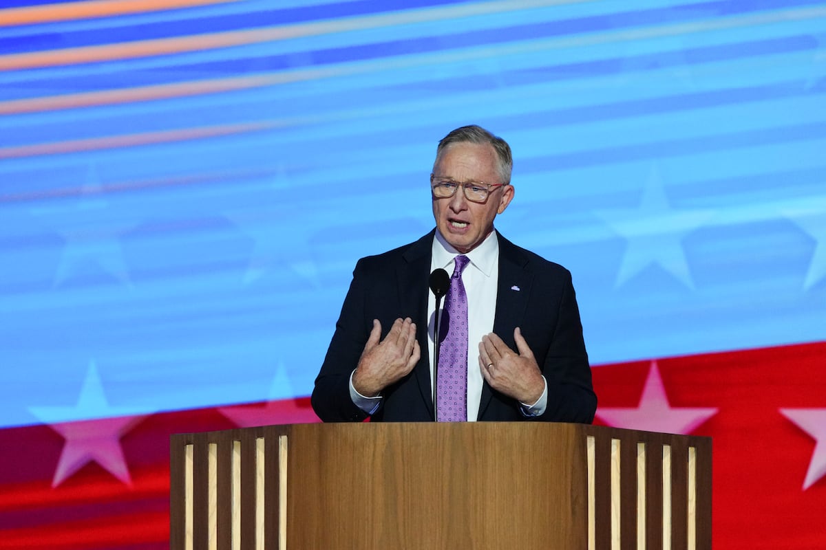 John Giles, Republican mayor of Mesa, speaks at the DNC