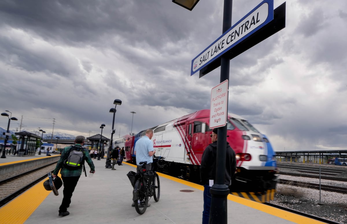 UTA changes FarePay card discount to daily and weekly fare cap