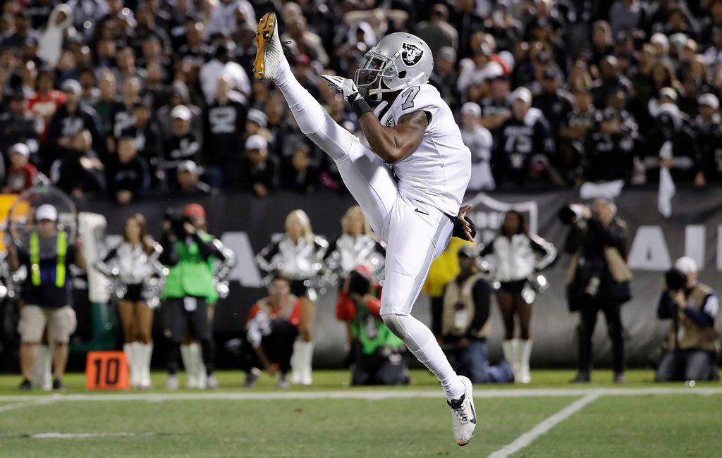 Marquette King's unsportsmanlike penalties are a problem for the Raiders,  but not his celebrations 