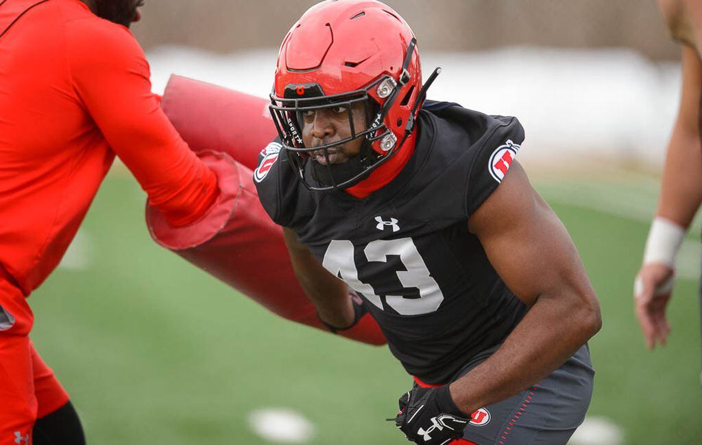 Red All Over: Ute linebackers Chase Hansen and Cody Barton have