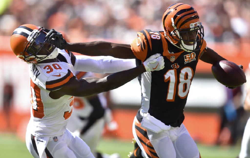 PHOTOS: Cincinnati Bengals at Cleveland Browns, Oct. 31