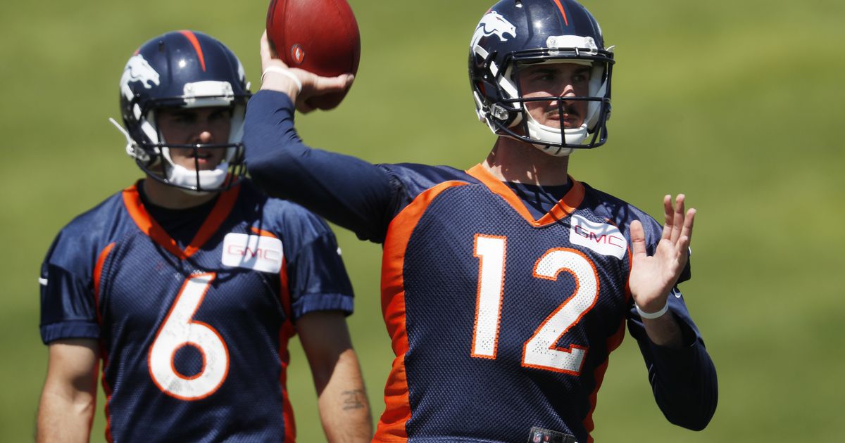 Broncos QB Chad Kelly draws quite a crowd at training camp